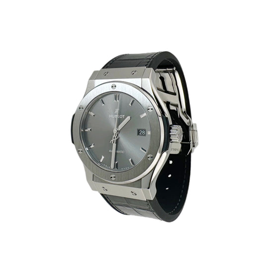 Classic Fusion ‘Grey’ 542.NX.7071.LR (Unworn)