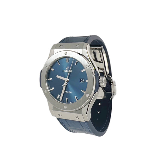 Classic Fusion ‘Blue’ 542.NX.7170.LR (Blue)