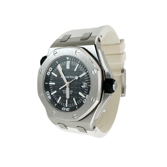Royal Oak Offshore Diver 15710ST (Preowned)